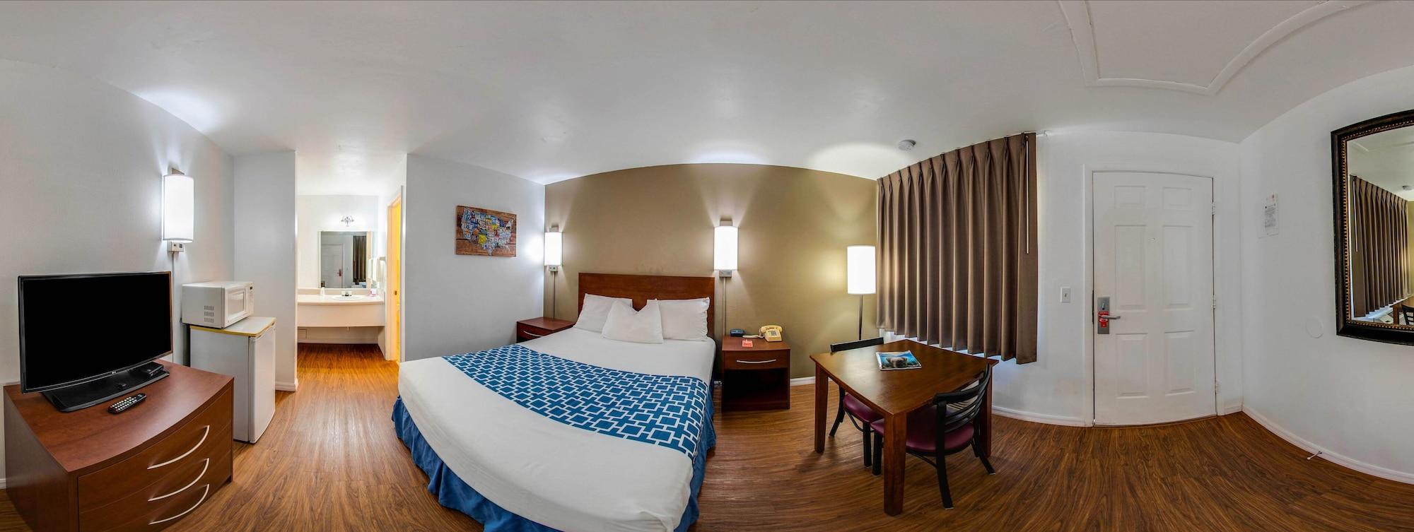 Econo Lodge Кристал-Ривер Екстер'єр фото